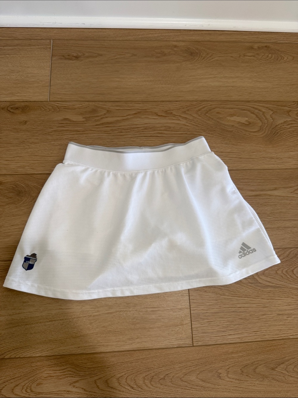 adidas White Circle Skater Tennis Skirt with Logo